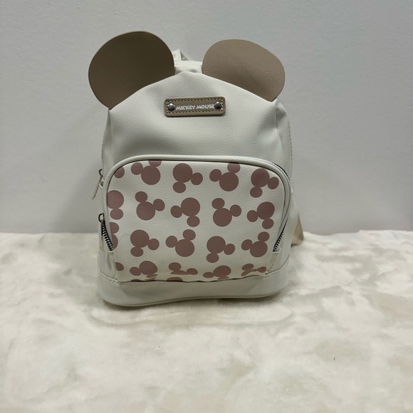 Minnie mouse mickey mouse back pack!! Tan & white Disney land purse! NWT!